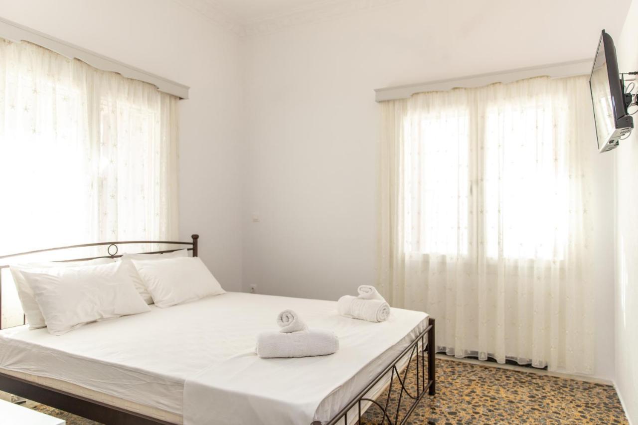 Gatis Place Naxos City Exterior photo