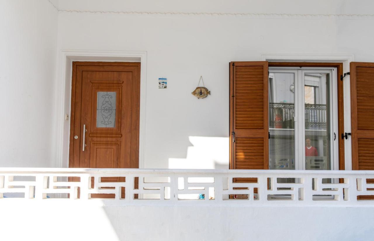 Gatis Place Naxos City Exterior photo
